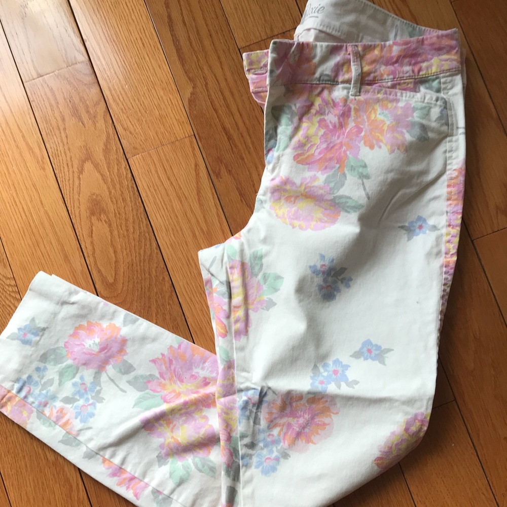 Old Navy Floral Pixie Pants